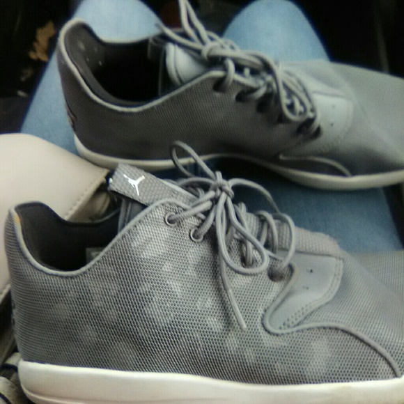 Women's size 7.5 gray cheetah print Jordan's - Picture 2 of 4